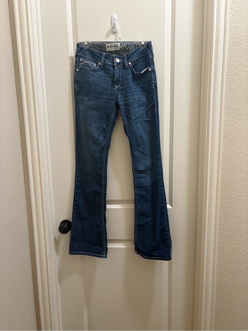 ARIAT Christina Women's Size 27 R Boot Cut Jeans Blue Washed Cowgirl Western